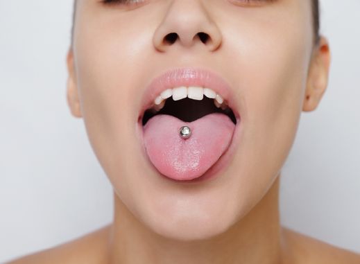 piercings dans la bouche